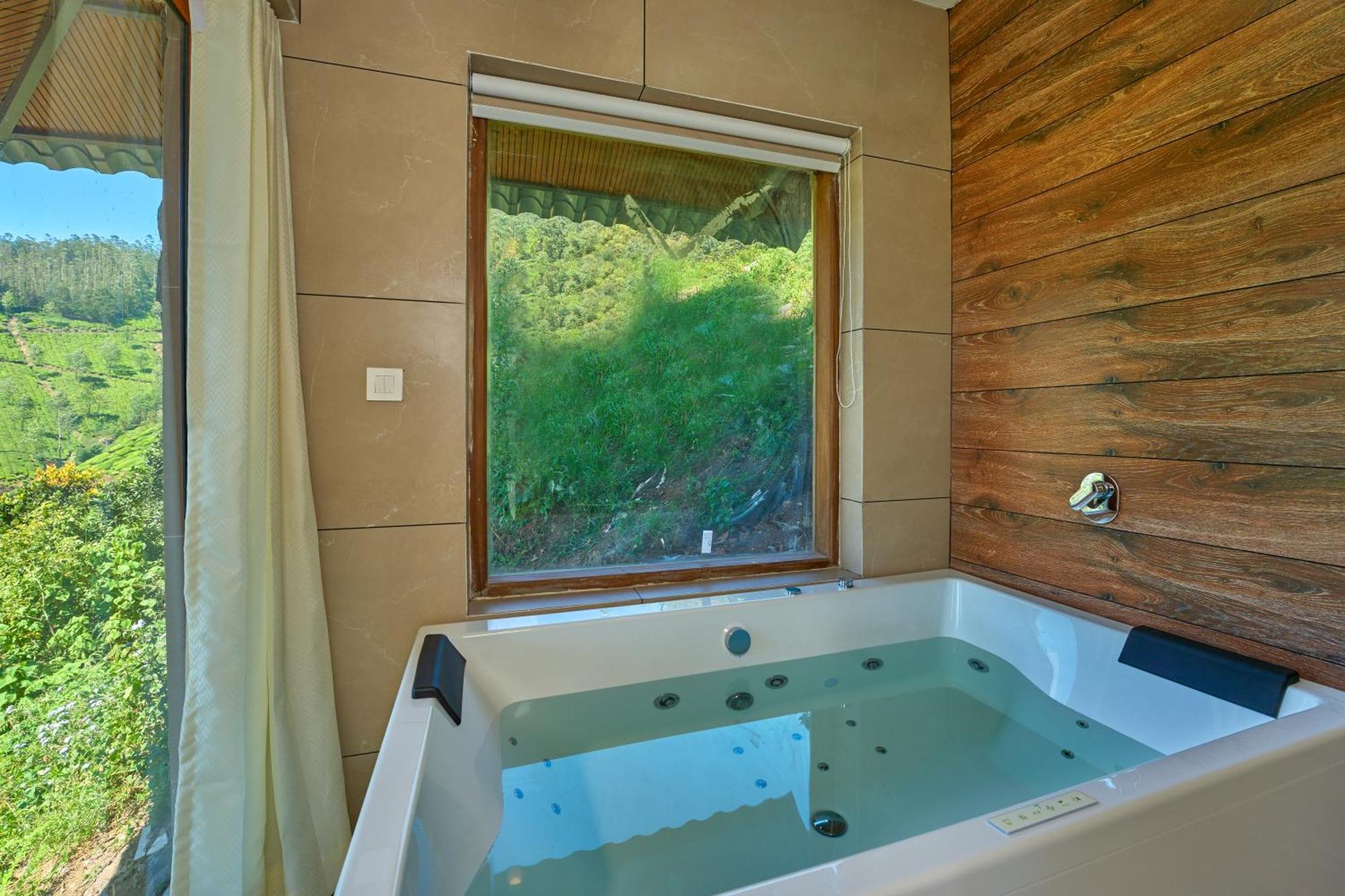 Hotel The Planet Munnar à Suryanelli Extérieur photo