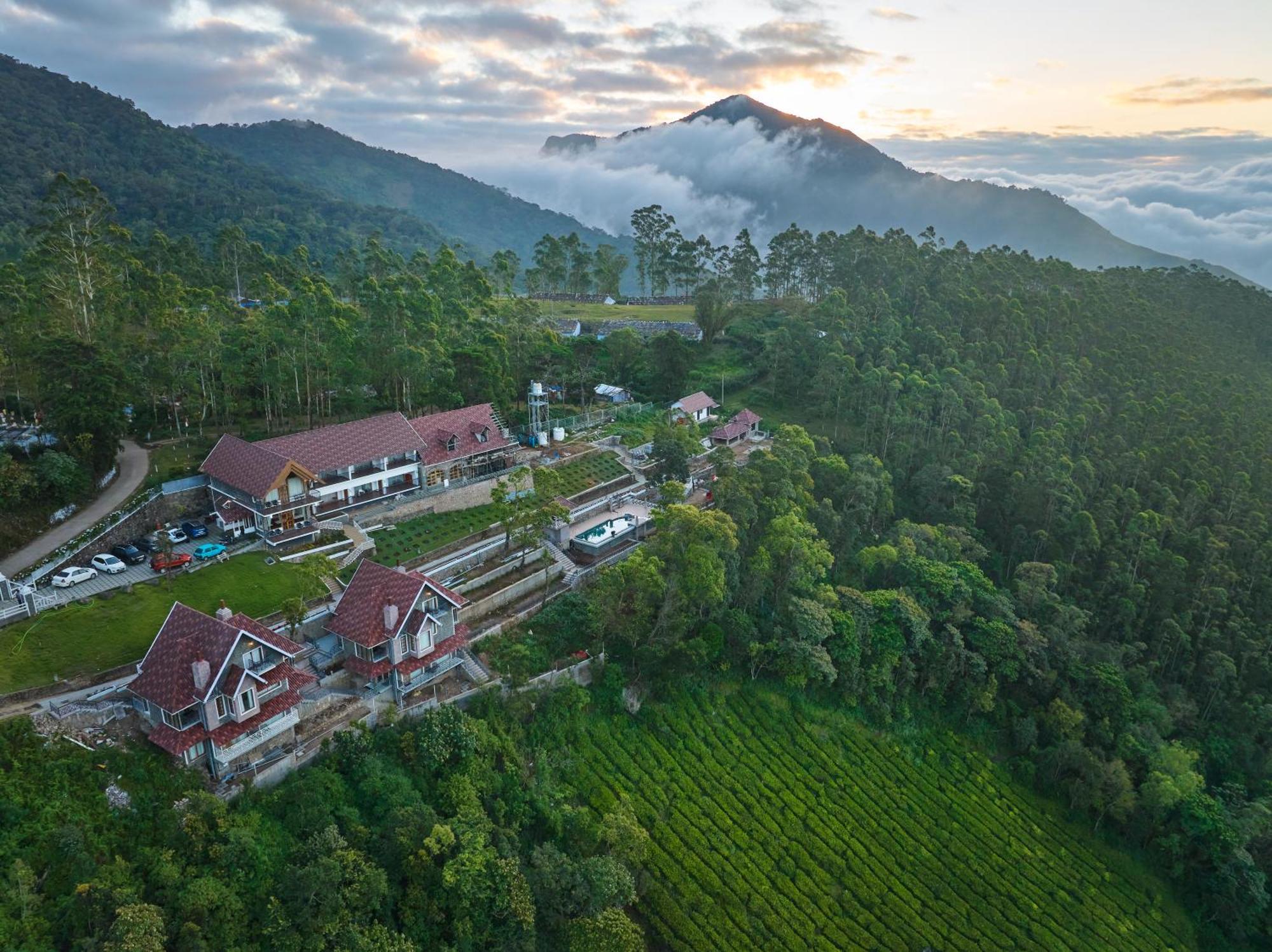 Hotel The Planet Munnar à Suryanelli Extérieur photo